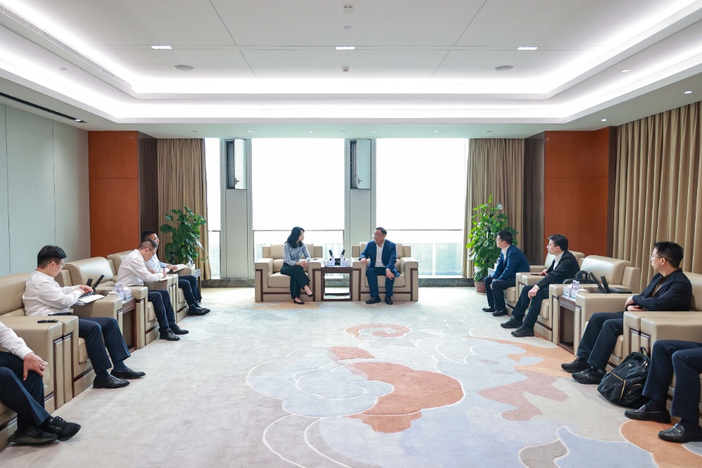 中国移动浙江公司党委书记、董事长、总经理杨剑宇-网站新闻2