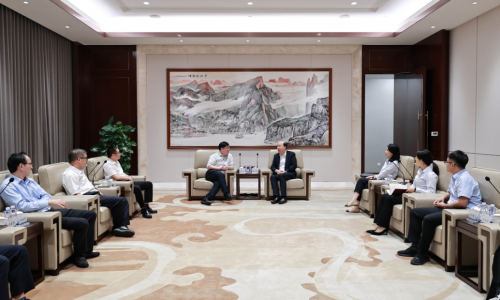 中国建设银行黄冈分行党委书记、行长曹凡莅临NG集团调研