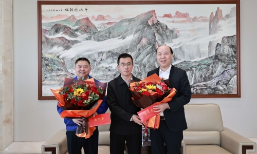 桐乡市委书记于会游慰问NG集团劳模工匠