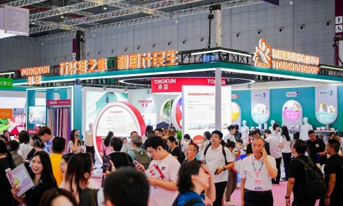 绿色科技领“纤”未来，NG集团闪灼2025yarnexpo秋冬纱线展